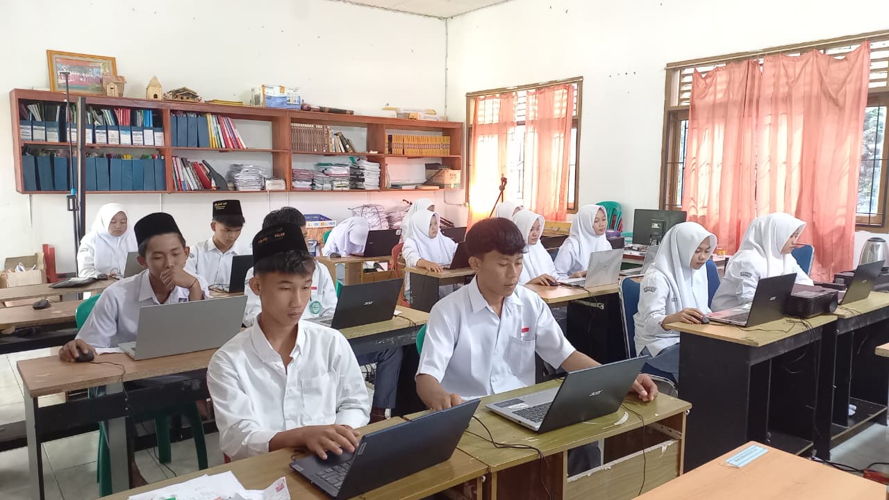 Pelaksanaan Tes Kemampuan Akademik(TKA) Di MA Al Falah Krui Pada 2025